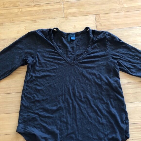 Anthropologie Left of Center slub cotton cold cut out  3/4 sleeve top - Picture 2 of 5